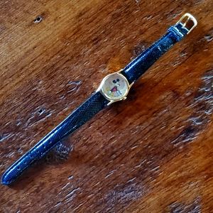 Mickey Mouse Watch Gold Seiko
